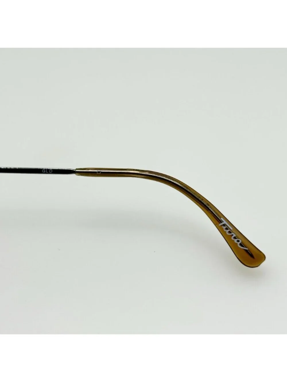 Tura Sunglasses 870 GLD Japan Vintage Retro 58-18-143